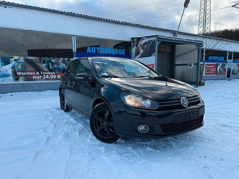 Schwarz Gebraucht 2010 VW Golf Team Coupé | 4.499 € - Bild 1/4