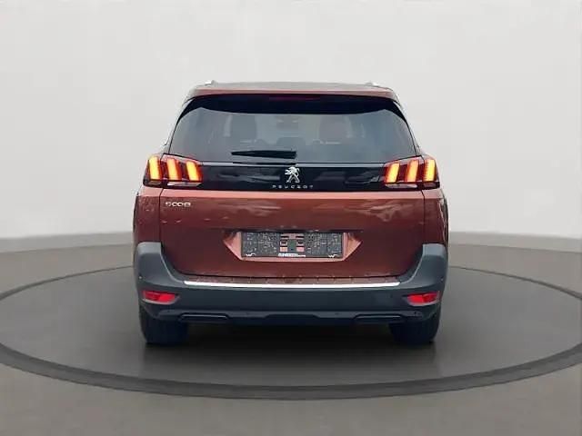 Gebraucht Peugeot 5008 Allure 131 PS (96 kW) 2023 Braun SUV