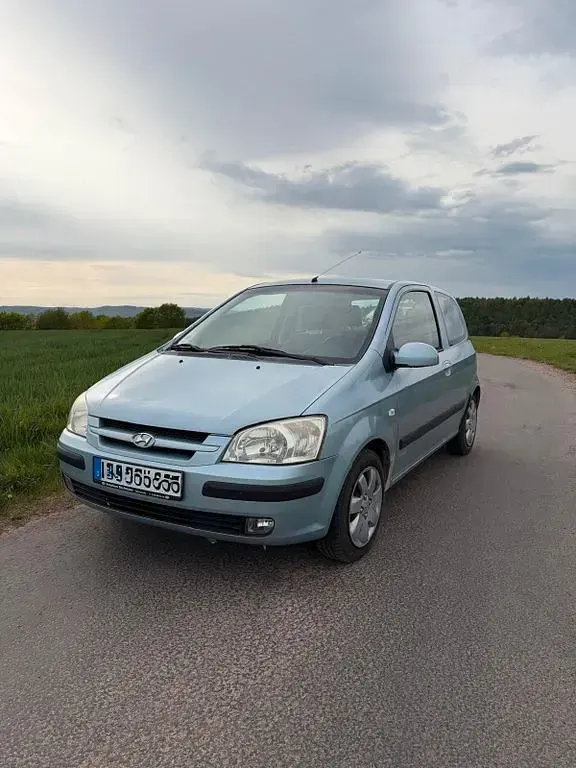 Second-hand Hyundai Getz 63 CP (46 kW) 2004 Albastru Hatchback