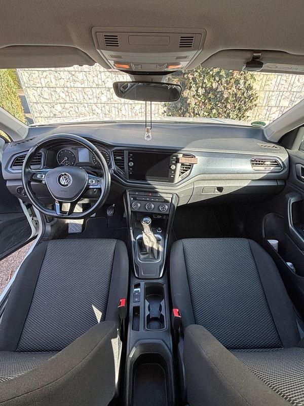 Gebraucht VW T-Roc 116 PS (85 kW) 2019 Weiß SUV