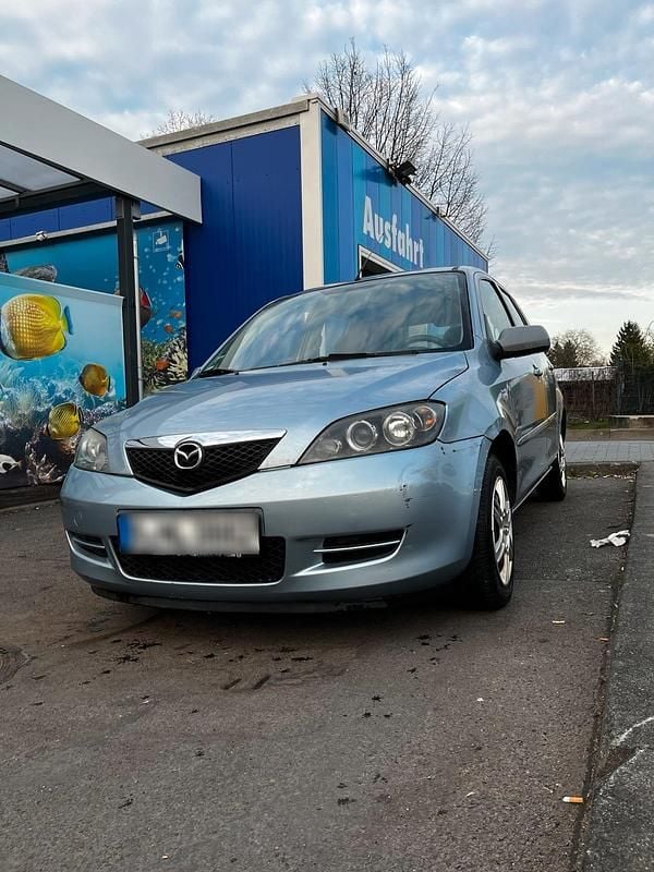 Usado Mazda 2 80 HP (58 kW) 2007 Azul Citadino