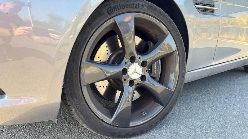 Gebraucht Mercedes SLK350 306 PS (225 kW) 2011 Silber Cabrio