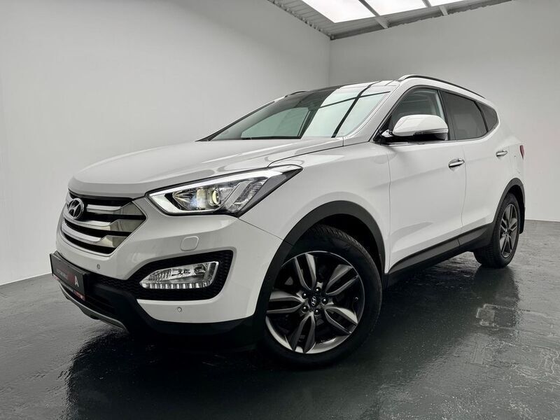Weiß Gebraucht 2015 Hyundai Santa Fe Premium SUV | 20.990 € (Fairer Preis) - Bild 1/4
