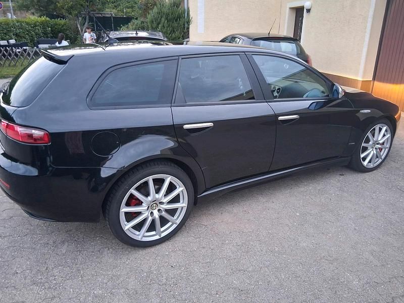Gebraucht Alfa Romeo 159 Ti 150 PS (110 kW) 2008 Schwarz Kombi