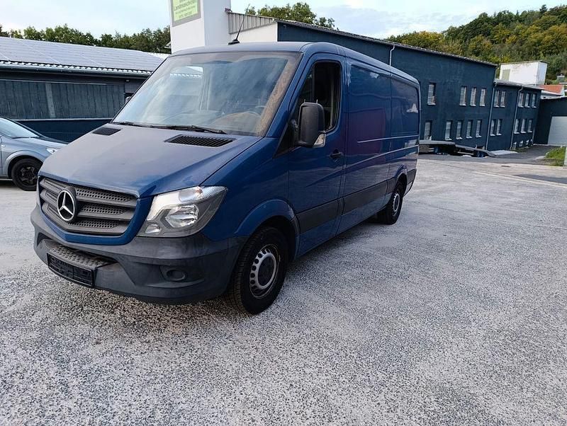 Blau Gebraucht 2018 Mercedes Sprinter Van | 12.500 € (Superpreis) - Bild 1/4