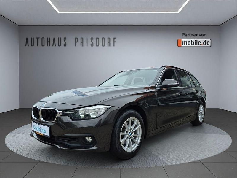 Braun Gebraucht 2017 BMW 320 Performance Kombi | 13.950 € (Fairer Preis) - Bild 1/4
