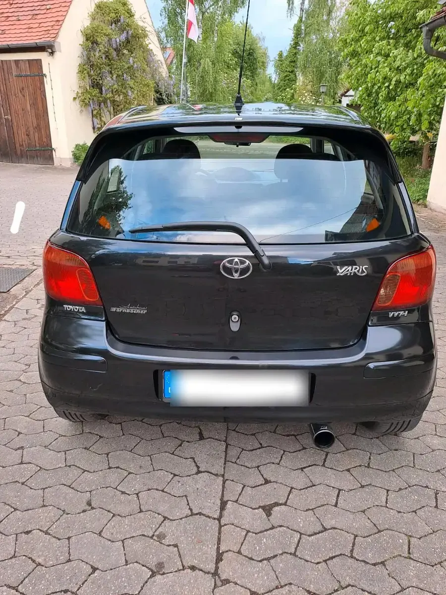 Gebraucht Toyota Yaris Edition 87 PS (63 kW) 2005 Schwarz Kleinwagen