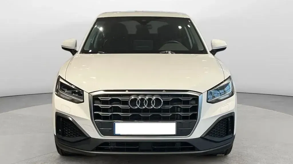 Gebraucht Audi Q2 Sport 116 PS (85 kW) 2024 Weiß SUV