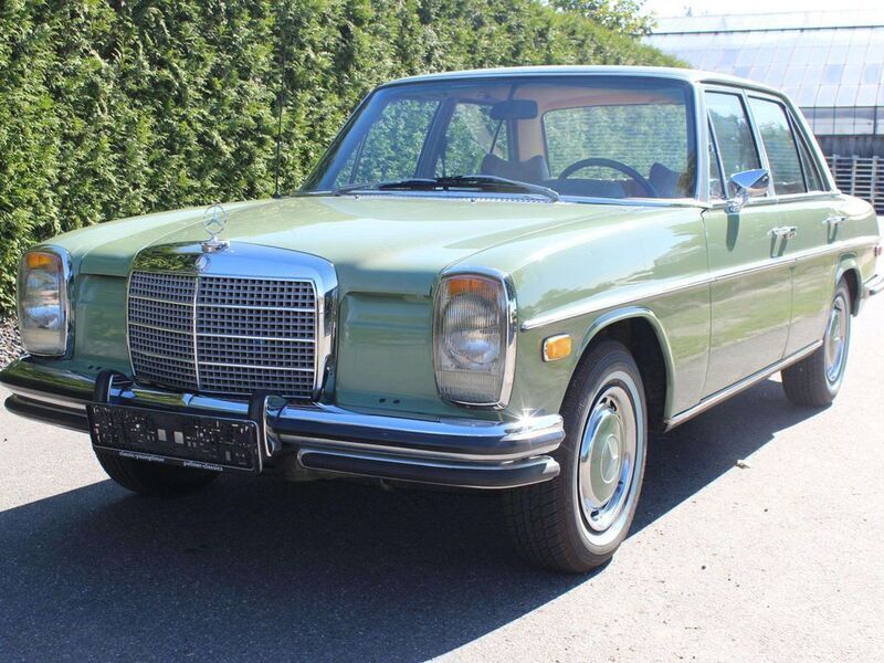 Grün Gebraucht 1973 Mercedes 280 Limousine | 12.900 € - Bild 1/4