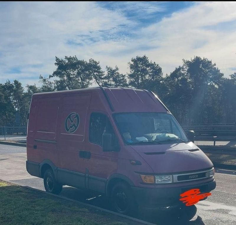 Gebraucht Iveco Daily 125 PS (91 kW) 2022 Van / Kleinbus