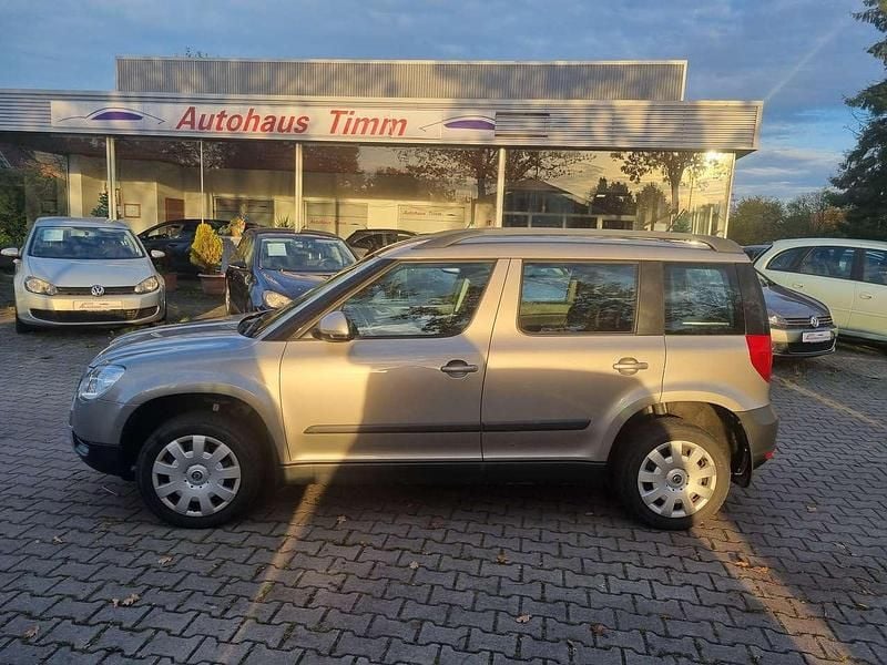 Gebraucht Skoda Yeti Active 122 PS (89 kW) 2013 Bronze SUV