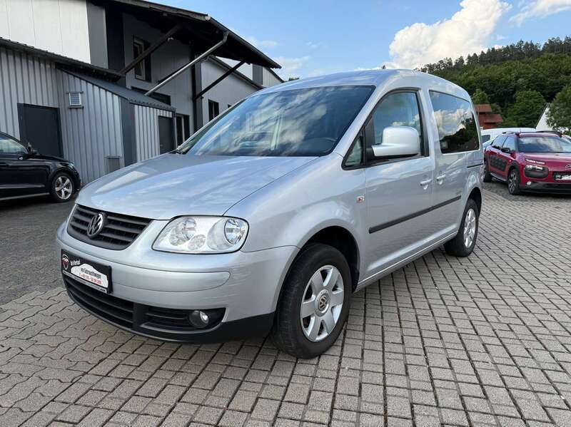 Reflexsilber metallic Gebraucht 2010 VW Caddy Team Van / Kleinbus | 6.499 € (Fairer Preis) - Bild 1/4
