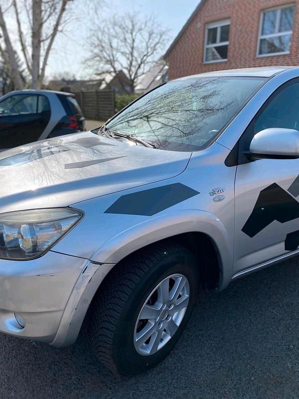 Gebraucht Toyota RAV4 Executive 177 PS (130 kW) 2006 Silber SUV