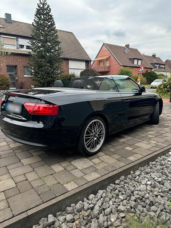 Gebraucht Audi A5 Cabriolet 170 PS (125 kW) 2010 Schwarz Cabrio