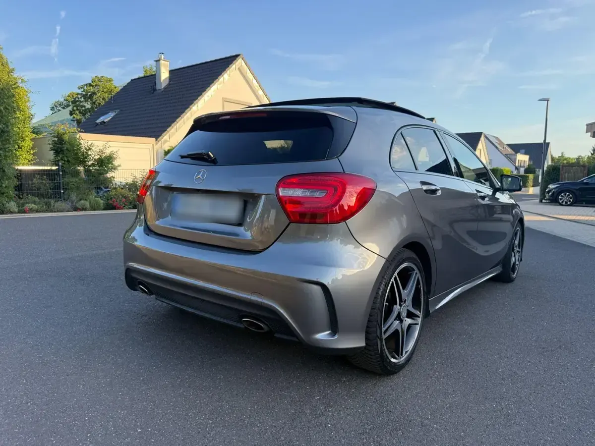 Gebraucht Mercedes A200 AMG 156 PS (114 kW) 2012 Grau Kleinwagen