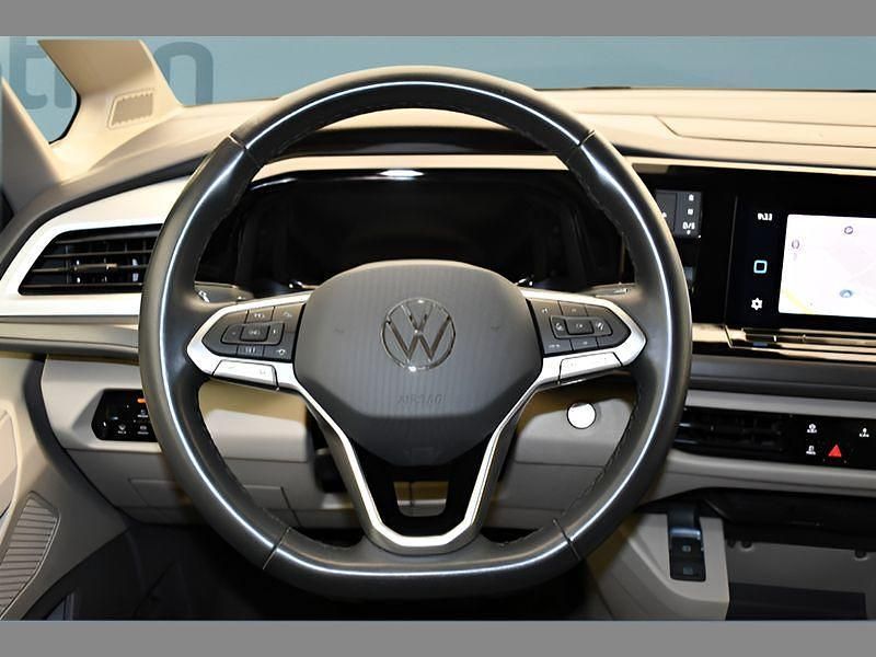 Używany VW Multivan 204 KM (150 kW) 2023 Szary Minivan