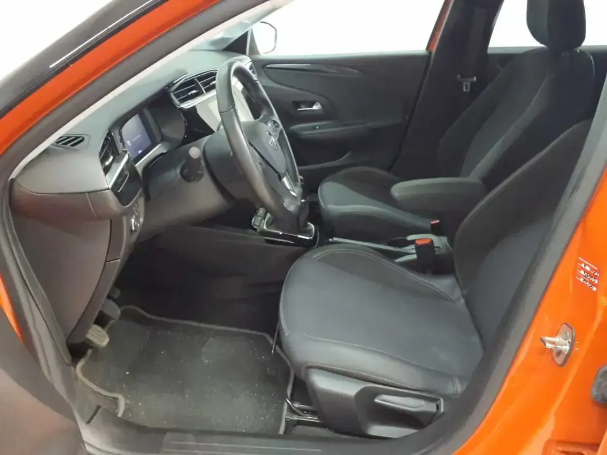 Gebraucht Opel Corsa Elegance 75 PS (55 kW) 2023 Dynamik orange metallic/dach karbon schwarz metallic Kleinwagen