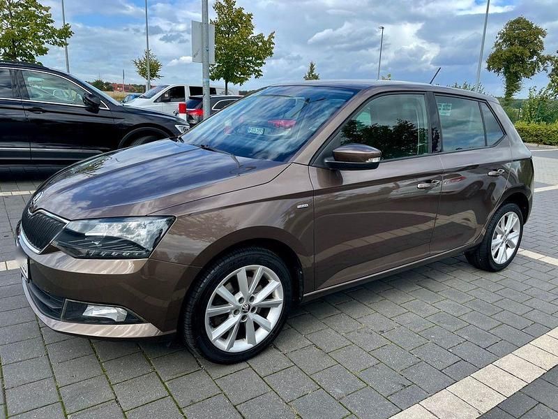 Braun Gebraucht 2018 Skoda Fabia Clever Kleinwagen | 11.750 € (Guter Preis) - Bild 1/4