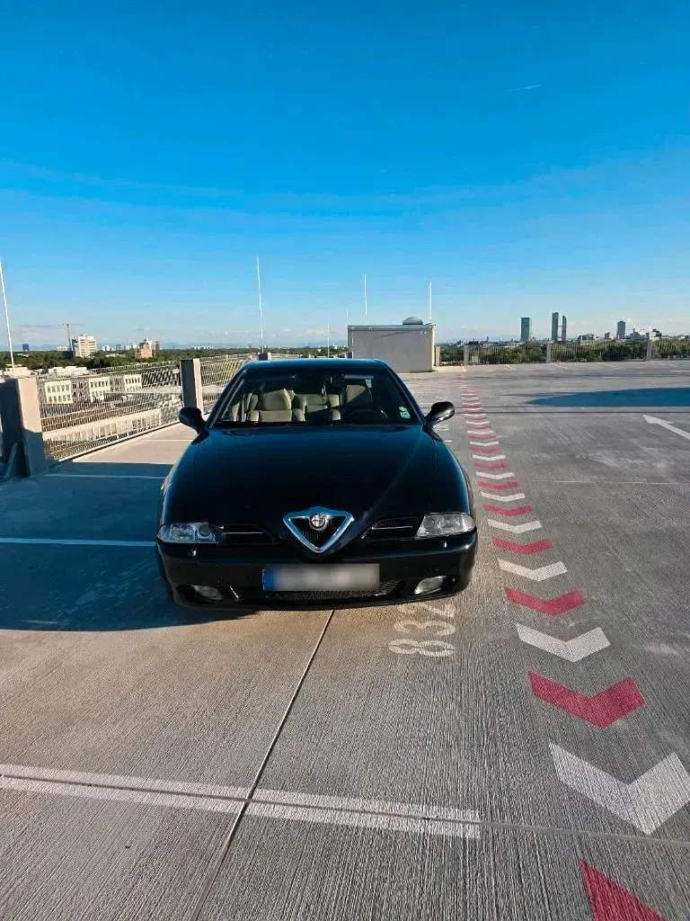 Gebraucht Alfa Romeo 166 220 PS (161 kW) 2002 Blau Limousine