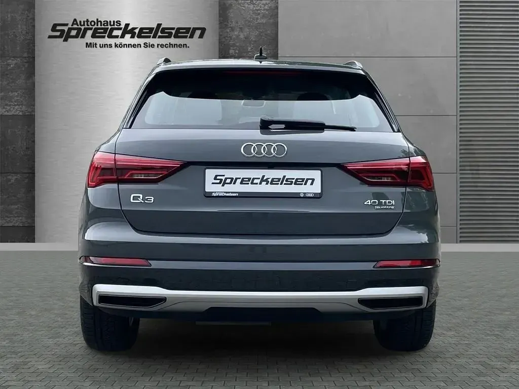 Usata Audi Q3 Ambiente 200 CV (147 kW) 2020 Grigio SUV