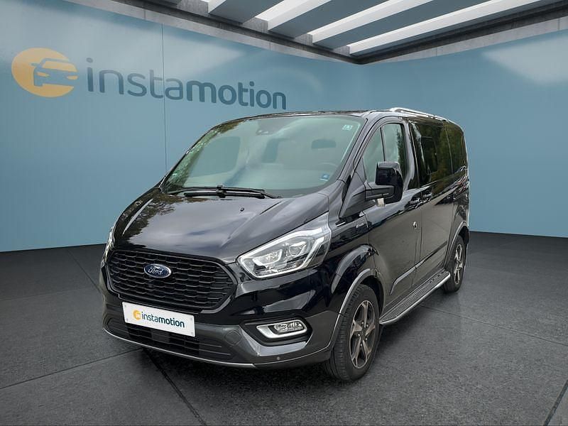 Schwarz Gebraucht 2022 Ford Tourneo Van / Kleinbus | 39.699 € (Etwas zu teuer) - Bild 1/4