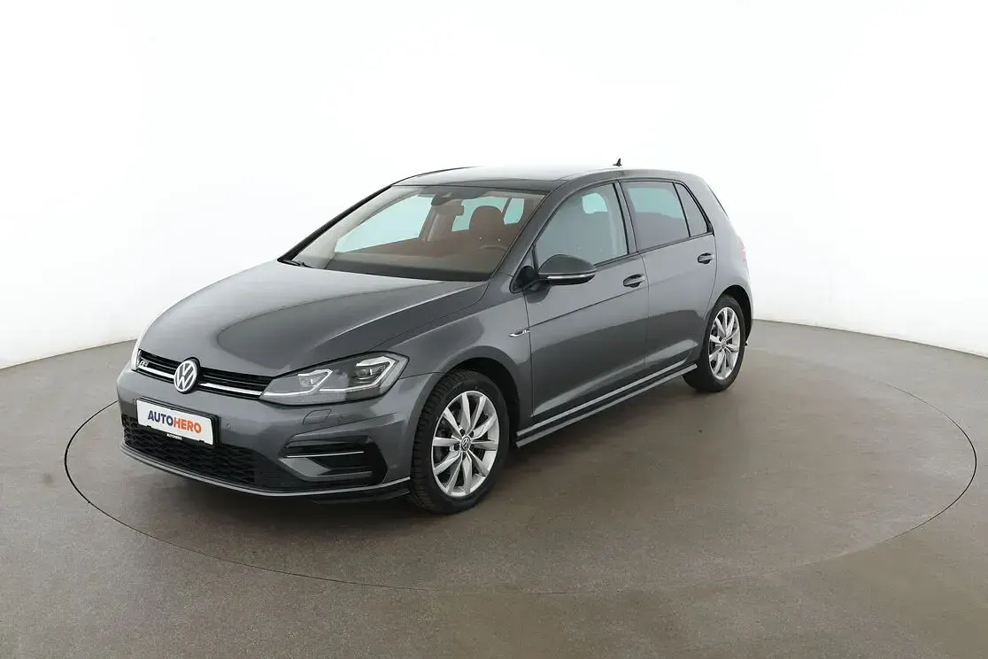 Gebraucht VW Golf VII Highline 2017 Limousine