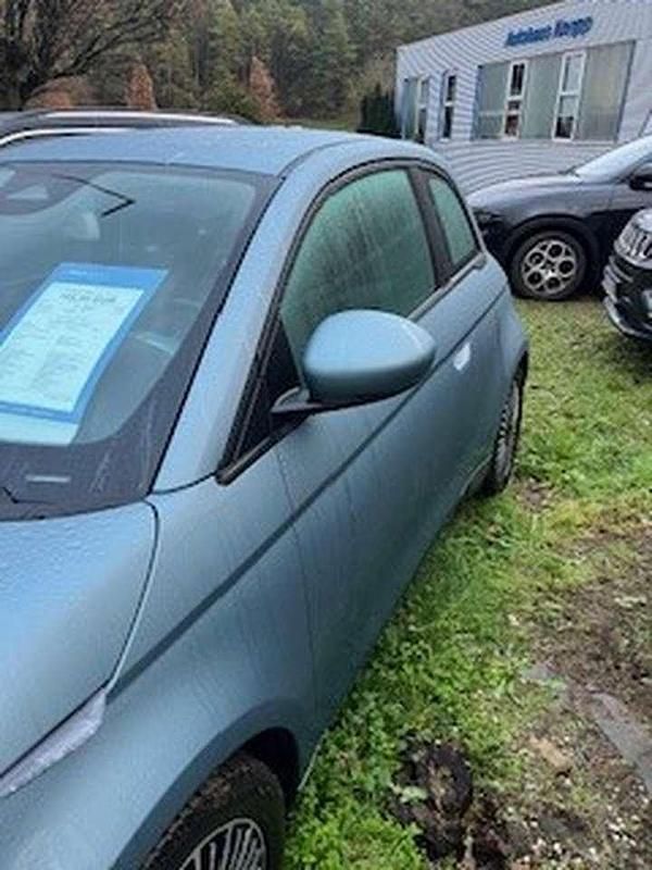 Gebraucht Fiat 500e Icon 86 kW (118 PS) 2021 Colore esterno (eis blau) Kombi