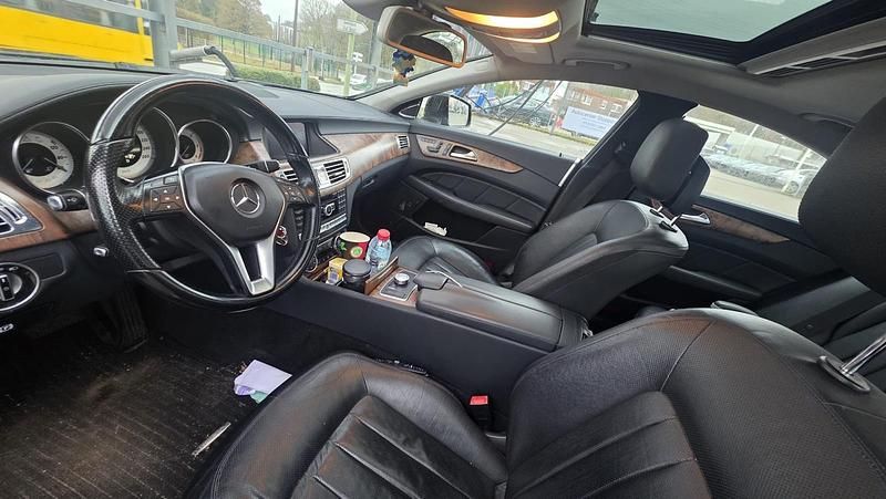 Gebraucht Mercedes CLS350 265 PS (194 kW) 2012 Schwarz Limousine