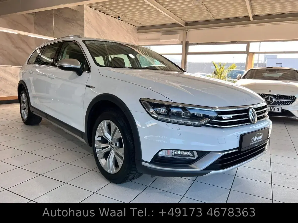 Używany VW Passat Alltrack 190 KM (139 kW) 2018 Biały Kombi