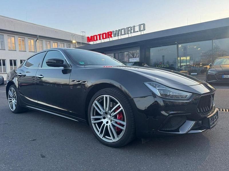Gebraucht Maserati Ghibli 349 PS (256 kW) 2018 Schwarz Limousine