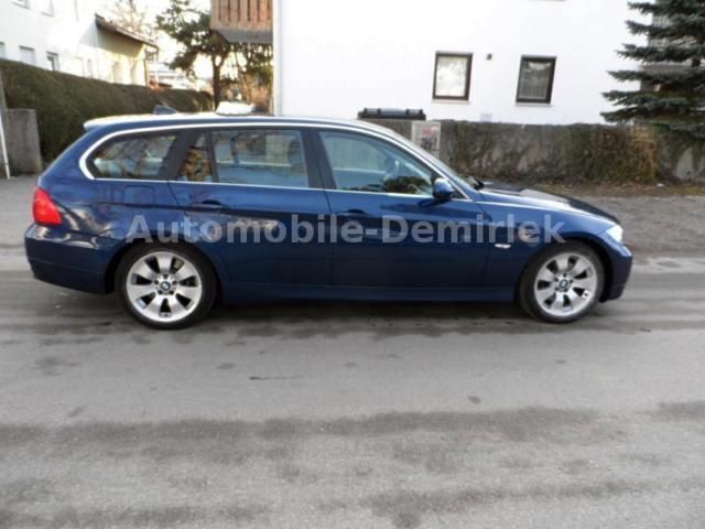 Gebraucht BMW 330 231 PS (169 kW) 2006 Blau metallic Kombi