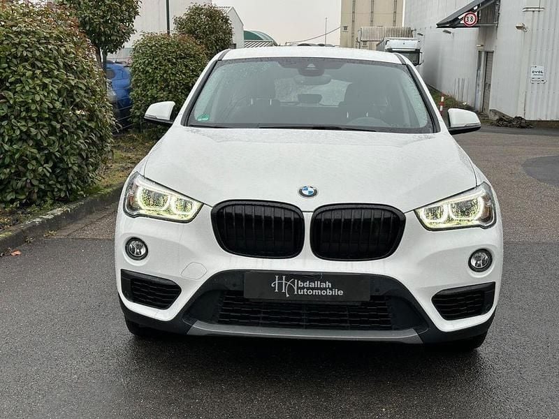 Weiß Gebraucht 2019 BMW X1 Advantage SUV | 19.490 € (Superpreis) - Bild 1/4