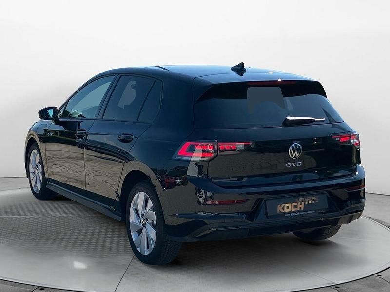 Gebraucht VW Golf VIII GTE 272 PS (200 kW) 2025 Grenadillschwarz metallic Limousine