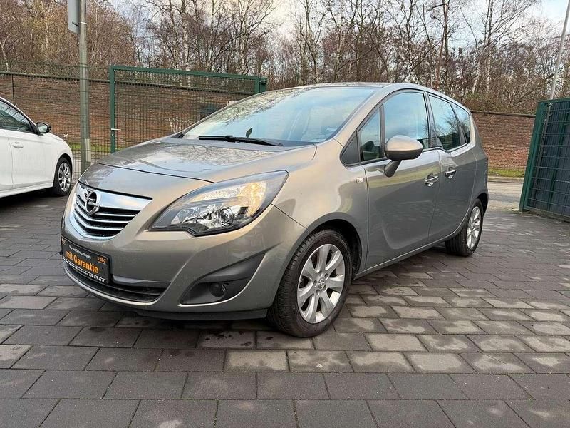 Gebraucht Opel Meriva Innovation 140 PS (102 kW) 2010 Muskatgrau/muskat braun(m2) Van / Kleinbus