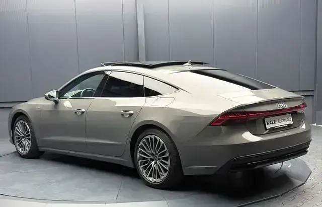Gebraucht Audi A7 Sportback S-Line 143 PS (105 kW) 2023 Andere Kleinwagen