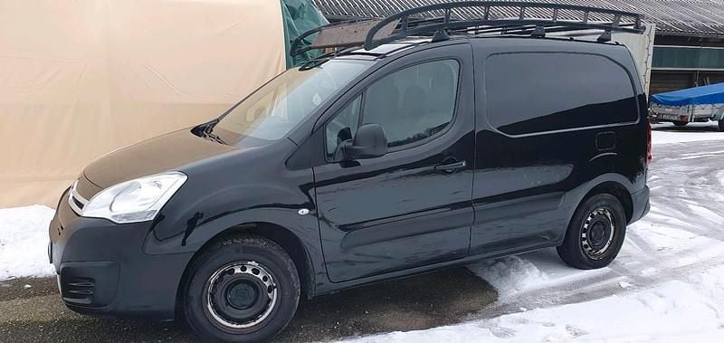 Gebraucht Citroën Berlingo 90 PS (66 kW) 2016 Schwarz Van / Kleinbus