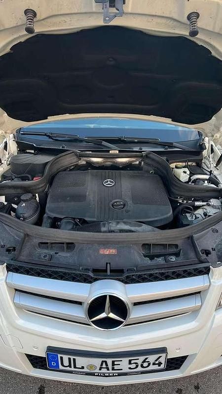 Gebraucht Mercedes GLK200 143 PS (105 kW) 2011 Weiß SUV