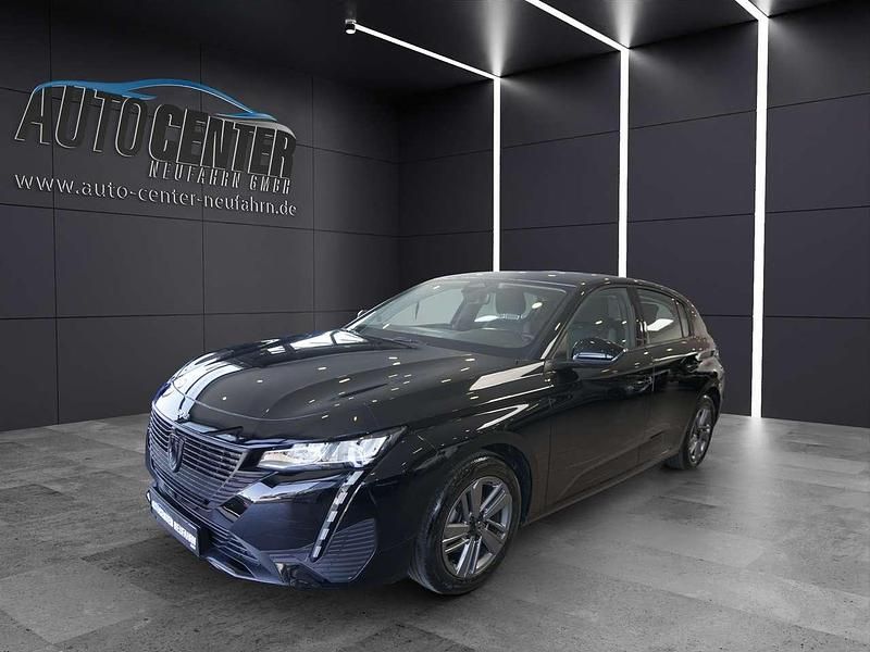 Lackierung schwarz perla nera/ Gebraucht 2024 Peugeot 308 Active Limousine | 22.980 € (Superpreis) - Bild 1/4