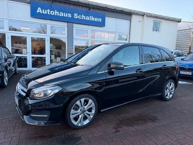 Schwarz Gebraucht 2019 Mercedes B220 Style Van / Kleinbus | 18.990 € (Superpreis) - Bild 1/4