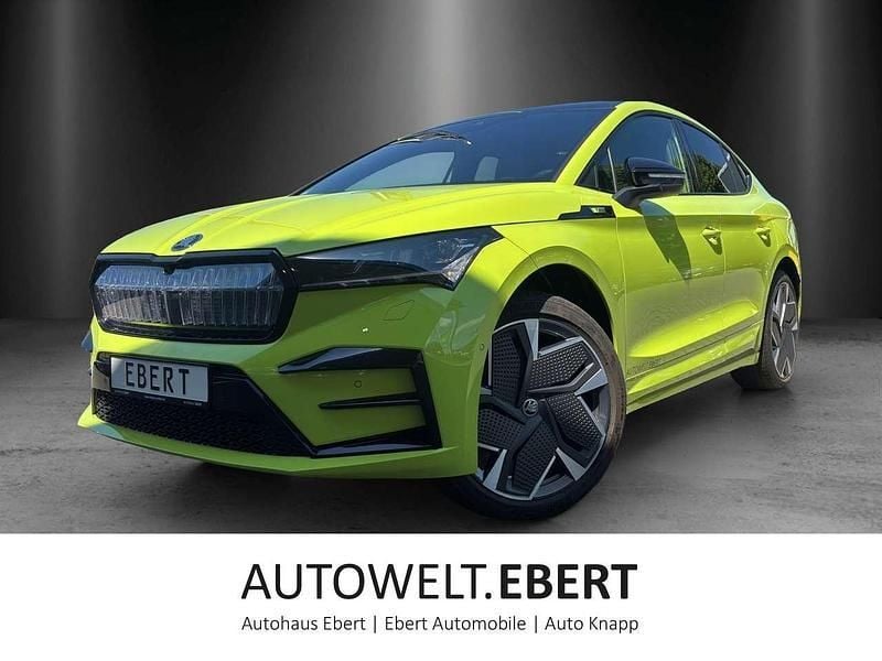 Mambagrün Gebraucht 2025 Skoda Enyaq iV RS SUV | 54.890 € (Fairer Preis) - Bild 1/4