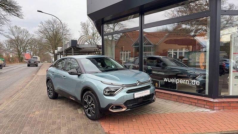Blau Gebraucht 2023 Citroën e-C4 Limousine | 21.900 € (Etwas zu teuer) - Bild 1/4