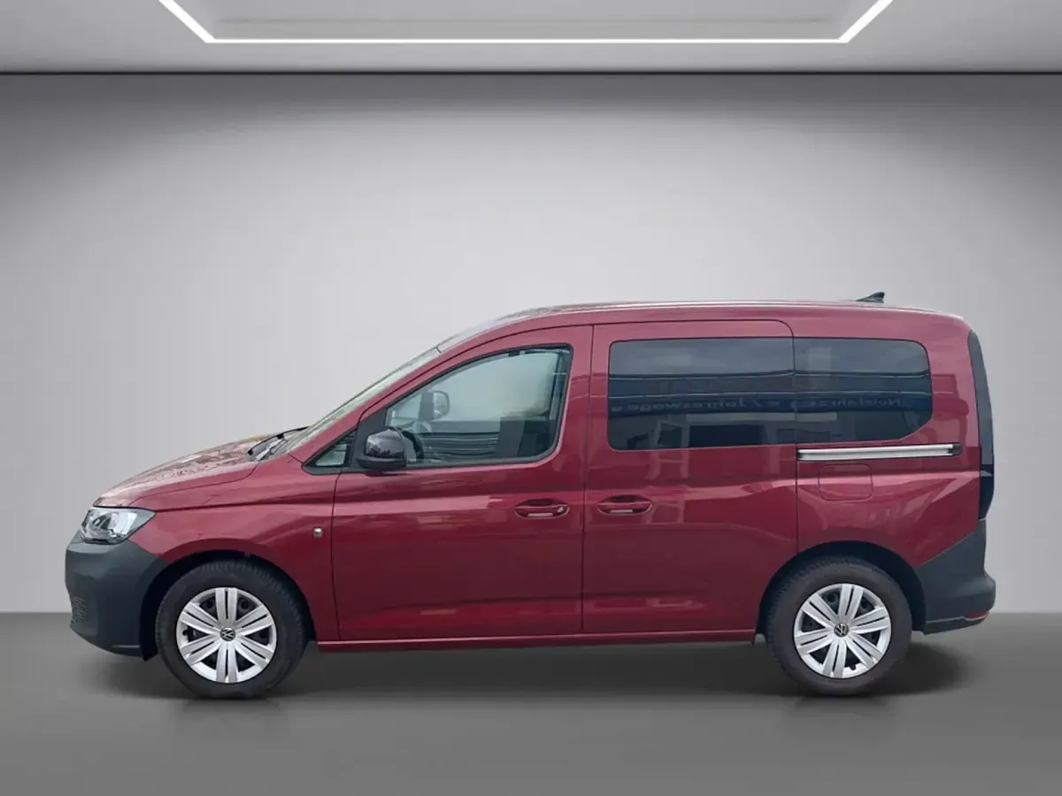 Gebraucht VW Caddy Basis 122 PS (89 kW) 2021 Rot Van / Kleinbus