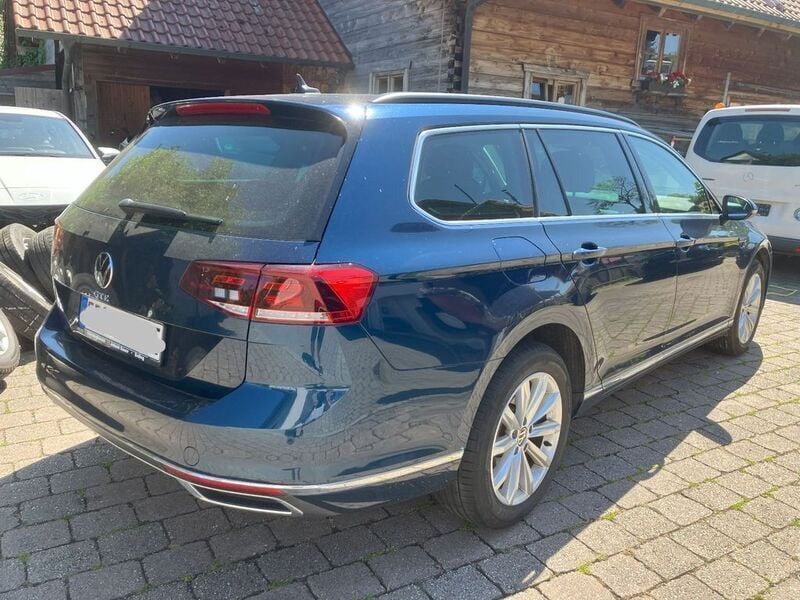 Gebraucht VW Passat GTE 156 PS (114 kW) 2021 Blau Kombi