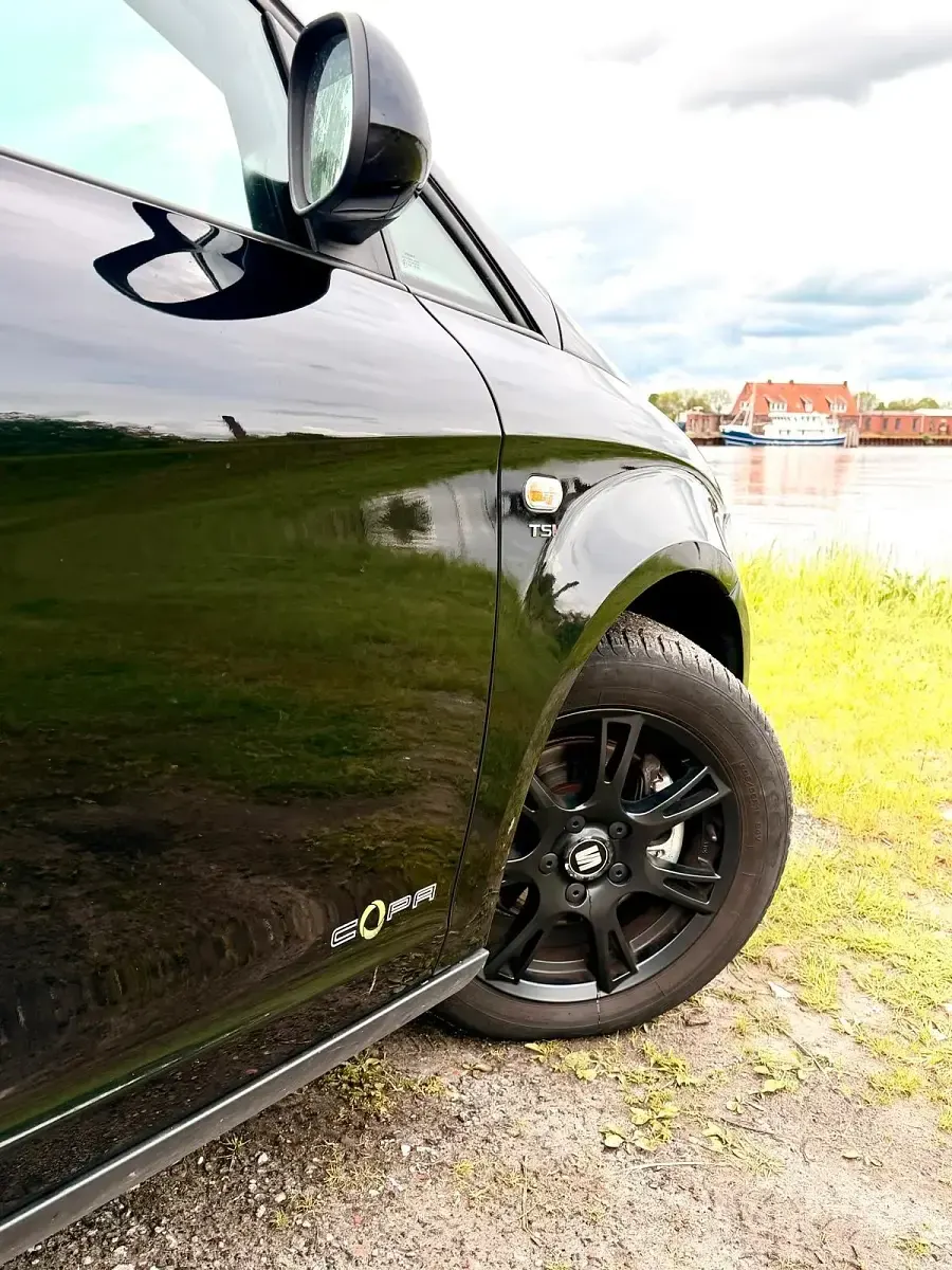 Używany Seat Altea 105 KM (77 kW) 2012 Czarny Hatchback
