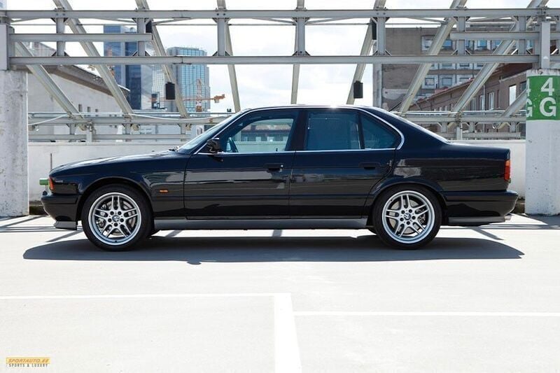 Gebraucht BMW M5 Performance 340 PS (250 kW) 1997 Schwarz Limousine