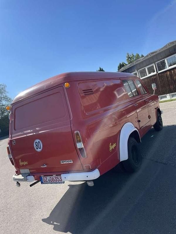 Gebraucht Ford Transit 88 PS (64 kW) 1968 Rot Van