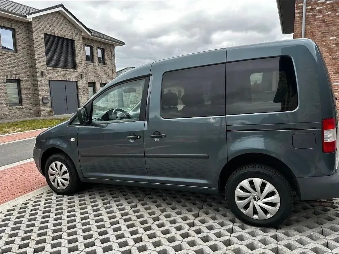 Gebraucht VW Caddy R 109 PS (80 kW) 2006 Grau Van / Kleinbus