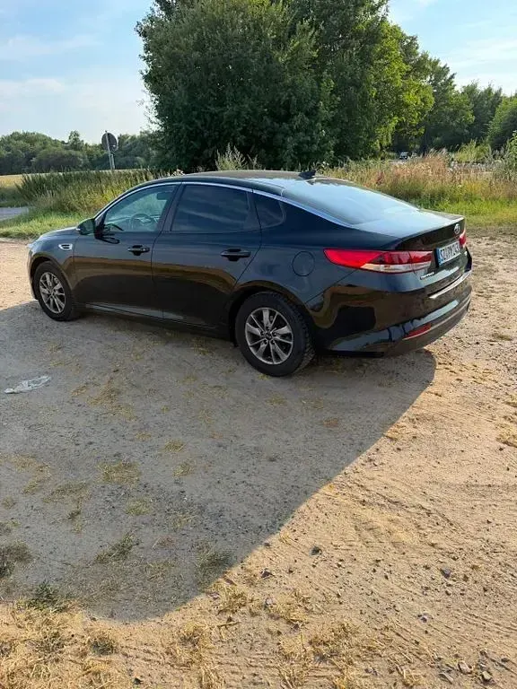 Gebraucht Kia Optima Spirit 141 PS (103 kW) 2016 Schwarz Limousine