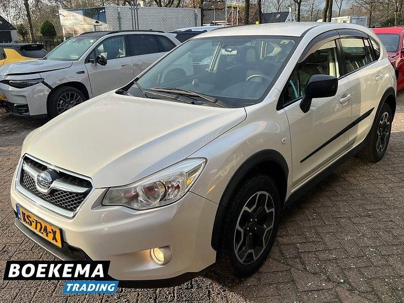 Gebraucht Subaru XV 147 PS (108 kW) 2014 Weiß SUV