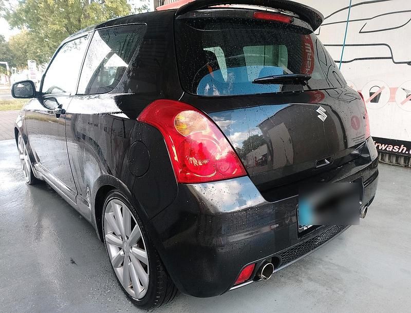 Schwarz Gebraucht 2006 Suzuki Swift Sport Kleinwagen | 2.650 € (Fairer Preis) - Bild 1/4